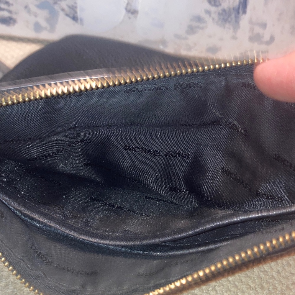Michael Kors Black Pebble grain Crossbody Bag Small - Picture 11 of 13
